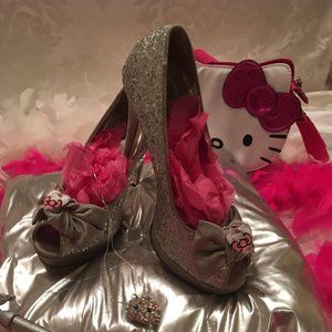 ADORABLE glitter covered peep toe hello kitty heels with hello kitty puff hearts